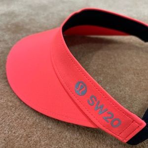 Like NEW 🍋 Lululemon 🍋 Fast Paced Run Visor Bright orange🍊✨
